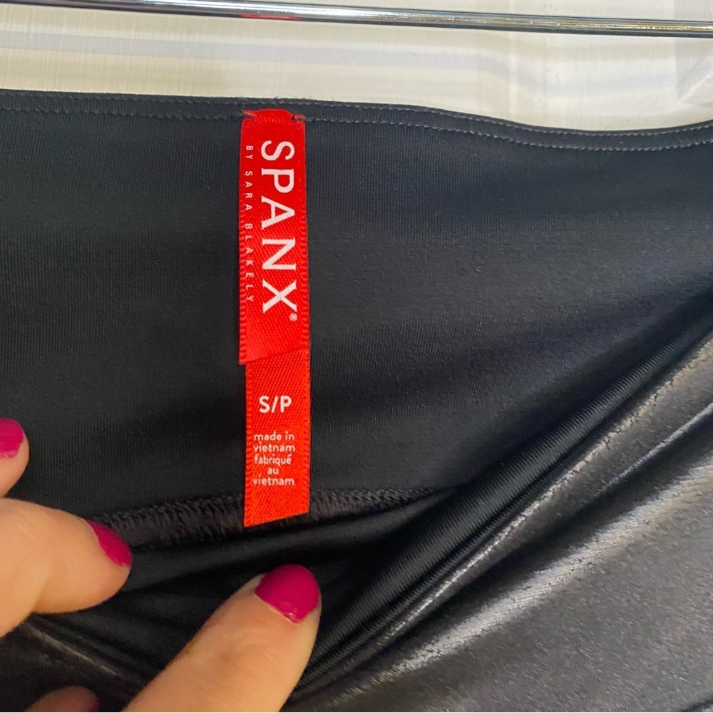 Spanx Faux Leather Leggings in Black Size Small New With Tags - Picture 3 of 7